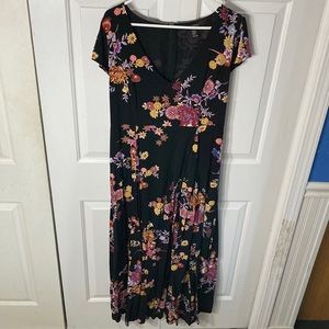 🦋 3 for $12 🦋 Forever 21 shorts romper with maxi skirt overlay